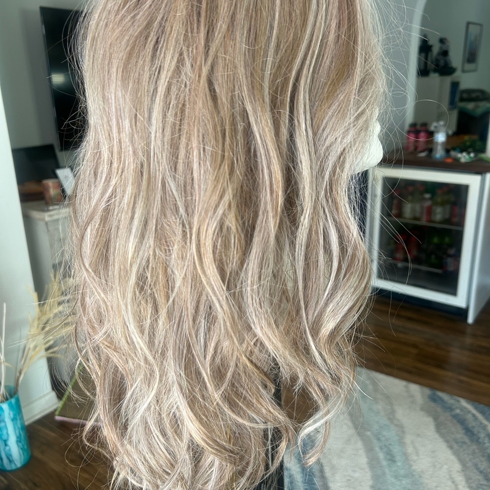 Belle Tress Dalgona wig